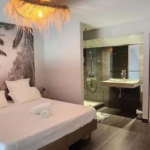 Beau Duplex Vue Avec Piscine Et Acces Apartment